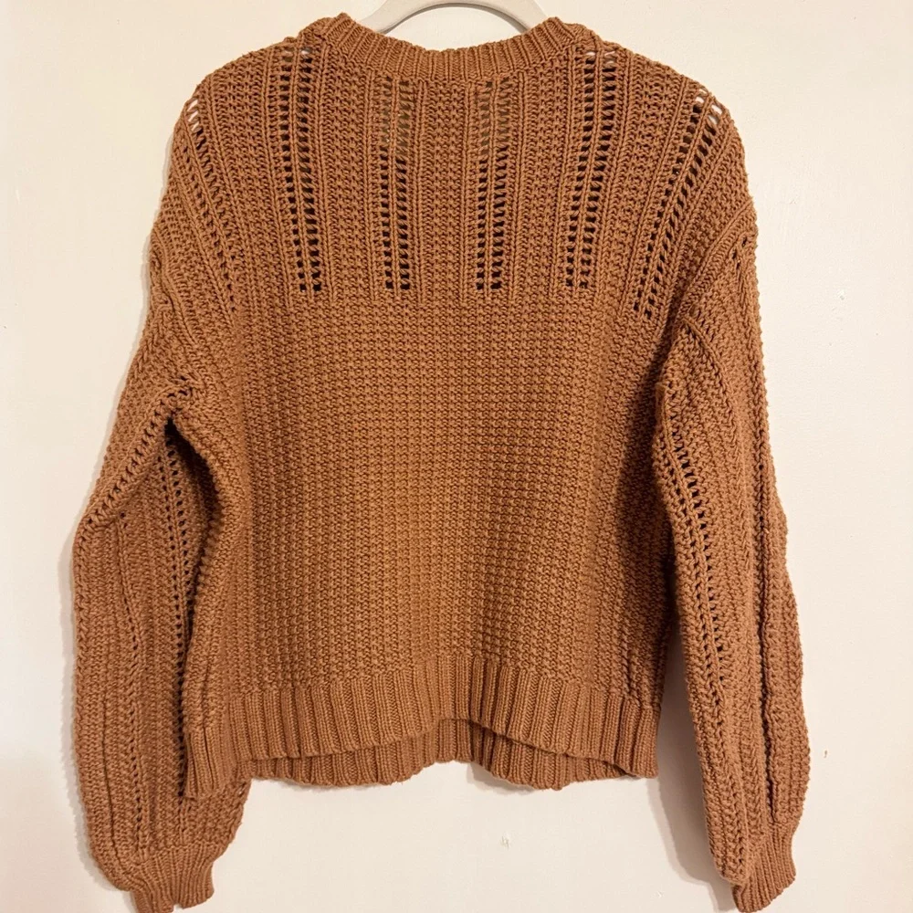 American Eagle Brown Crew Neck Knit Sweater - Picture 2 of 4